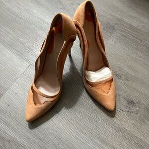 Nude pumps like new… Tan